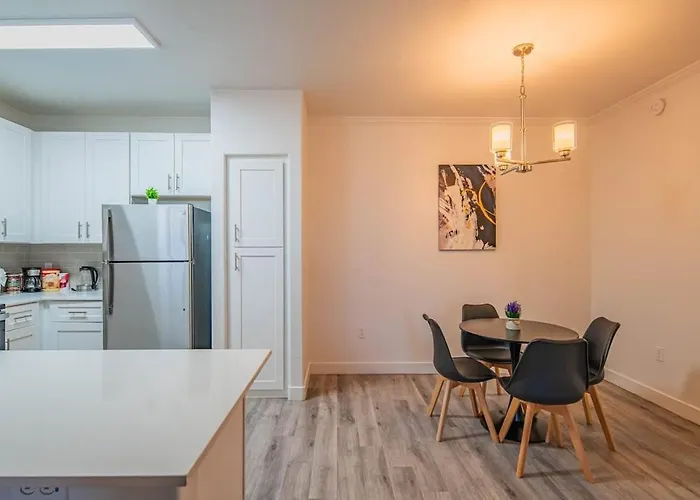 Convenient 1bd West Gate With Pool, Hot Tub, Gym, Parking * Glendale