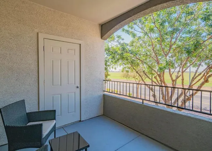 Apartment Convenient 1bd West Gate With Pool, Hot Tub, Gym, Parking