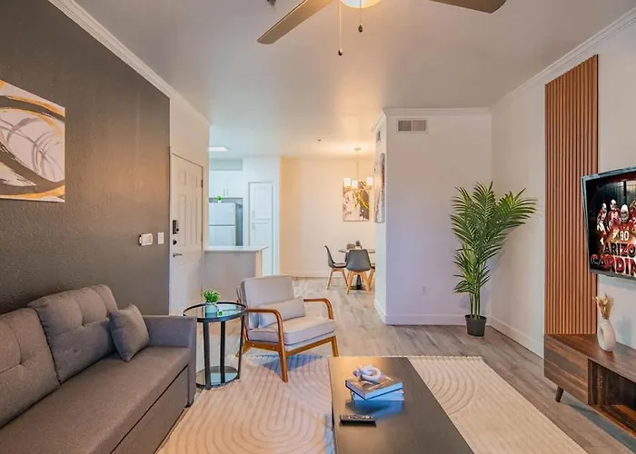 Convenient 1bd West Gate With Pool, Hot Tub, Gym, Parking * Glendale